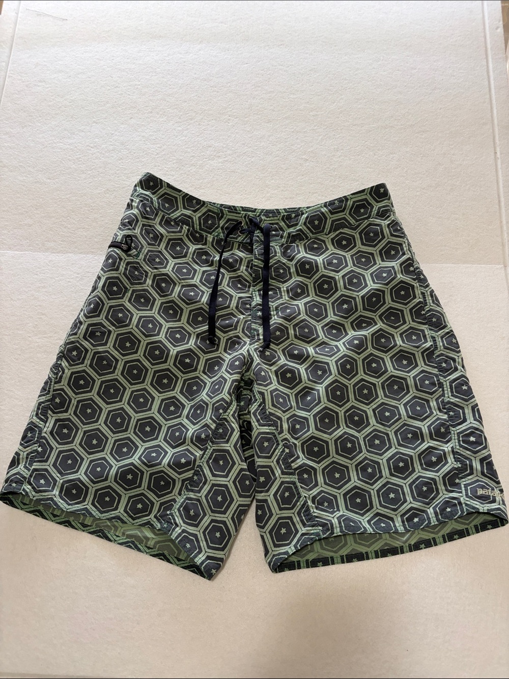 Patagonia Wavefarer  board shorts, size 33
